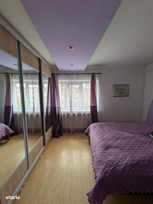 Decomandat Brazdă !