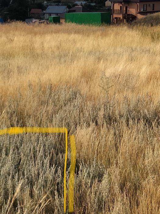 Участок, в очень хорошем месте..