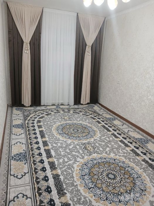 4 каватли домнинг 2 каватида 2 хонали квартира ижарага берилади