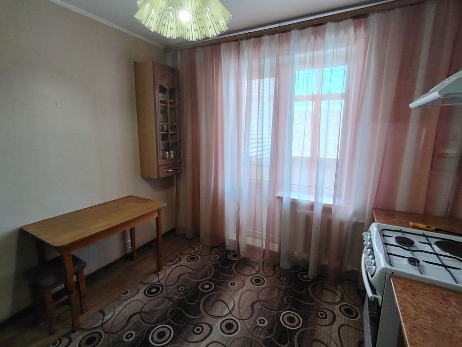 Сдам 2 комнатную квартиру