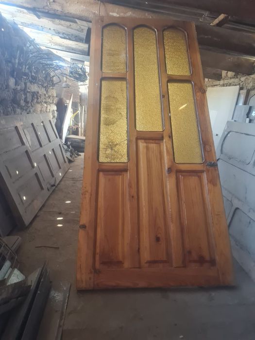 Есік терезелер сатылады