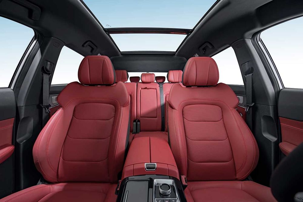 Jetour x70 plus Luxury 1,6 Сотилади