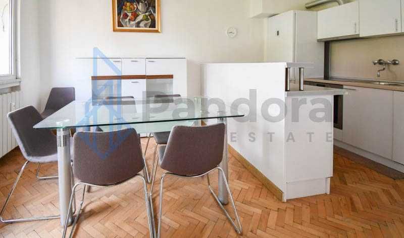 Дава се под наем Тристаен апартамент в София, Оборище - 110 кв.м за 850 € - Снимка #3