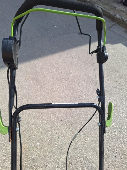 Косачка на ток със Самоход 1800W.