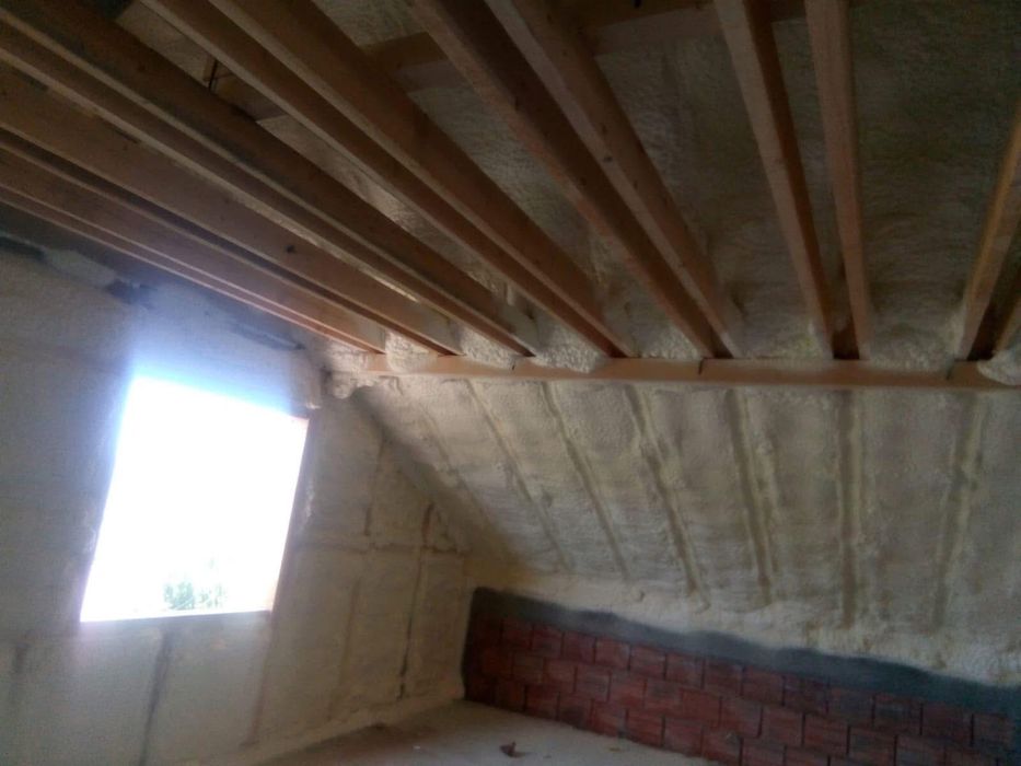 Izolatii Termice cu Spuma Poliuretanica