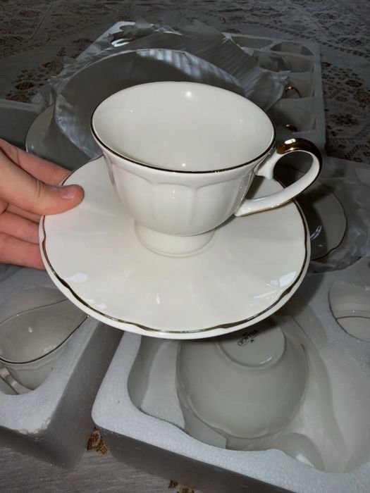 Продается 12 персон