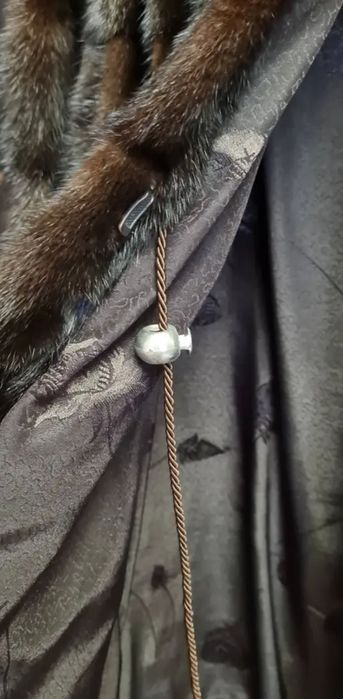 Шуба норковая б/у