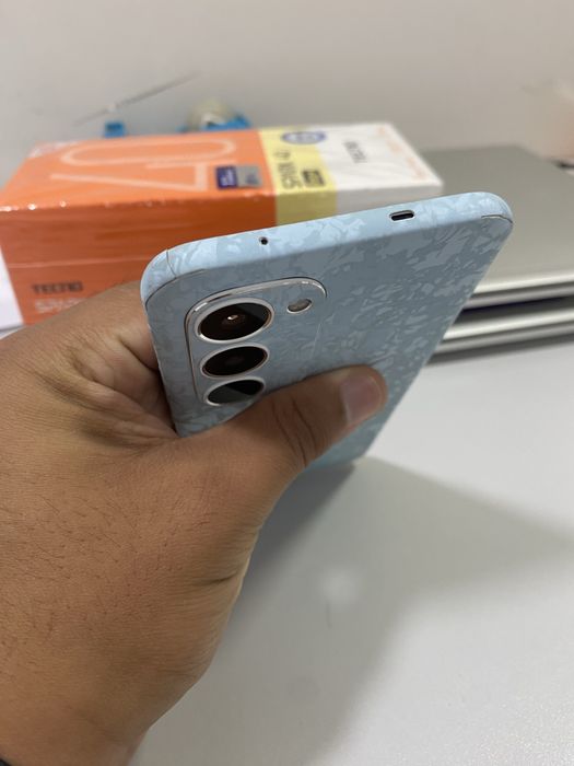 Tecno spark 40 pro +