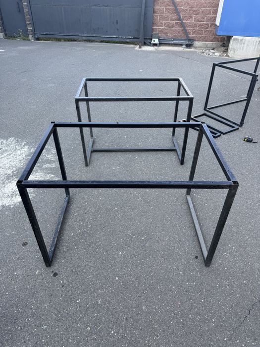 Продам металлические ножки под стол