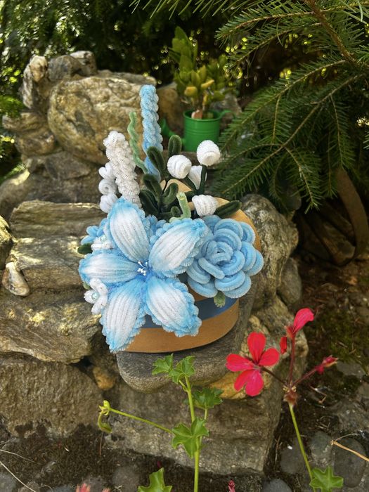 Aranjament handmade din sârmă plușată