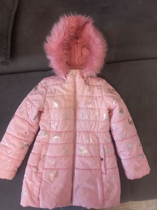 Продаются куртки на девочку 9-10 лет