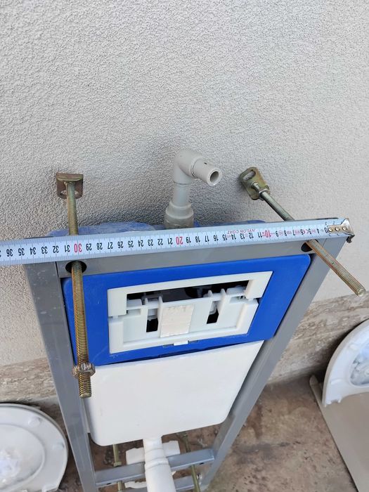 Комплект Структура за вграждане, висяща тоалетна чиния, бутон и капак