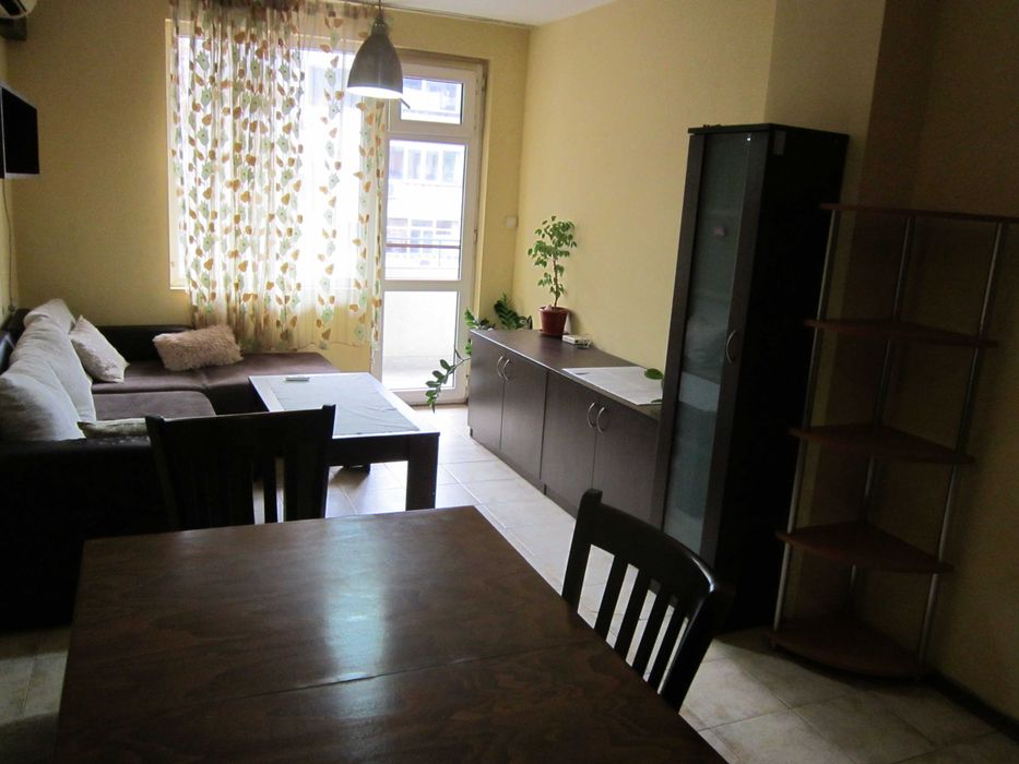 Дава се под наем Тристаен апартамент в Бургас, Възраждане - 90 кв.м за 175 € - Снимка #3