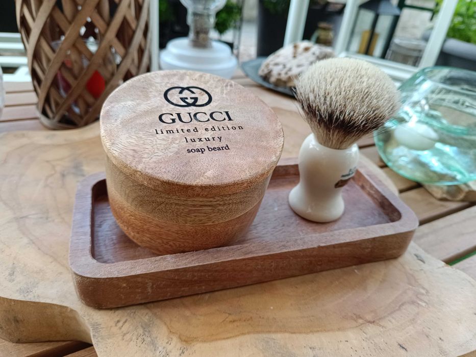 Set de lux barbierit Gucci cutie lemn mango pachet cadou
