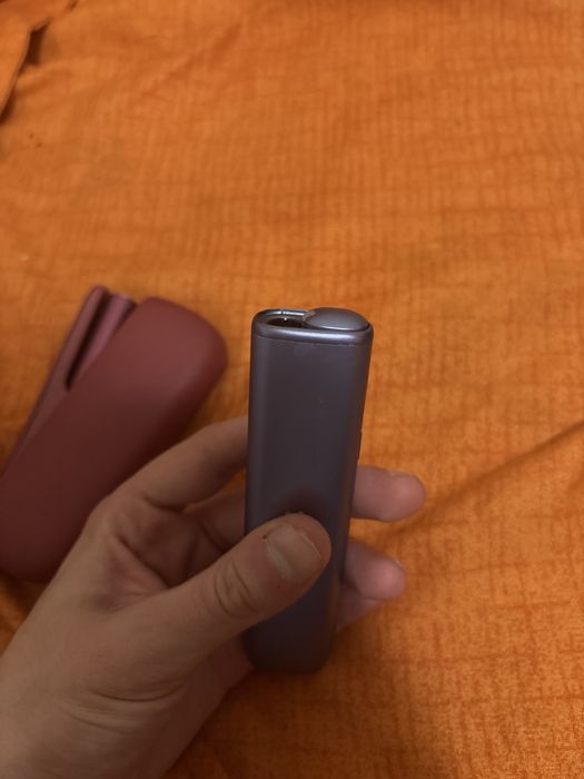 2 Aparate Iqos Rosu si Albastru