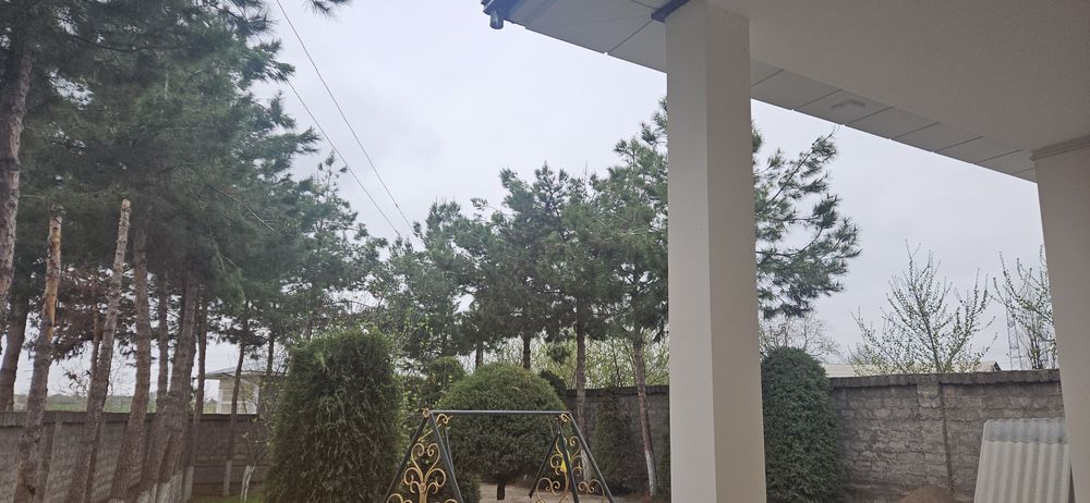 Катта сувни буйида дала ховли ва мини ферма сотилади.