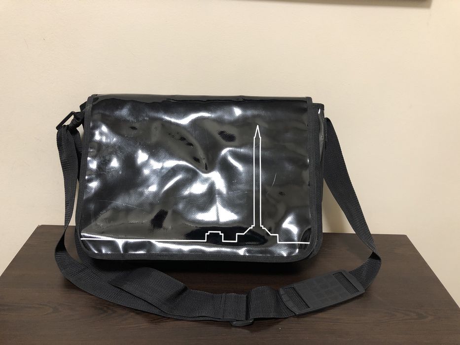 Чанти и раници. Разпродажба на цена от 10 лв. брой