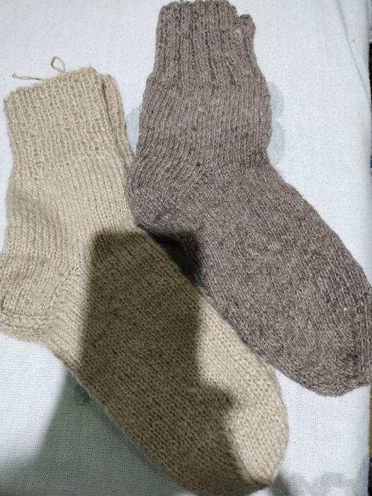 Носки, овечья шерсть.