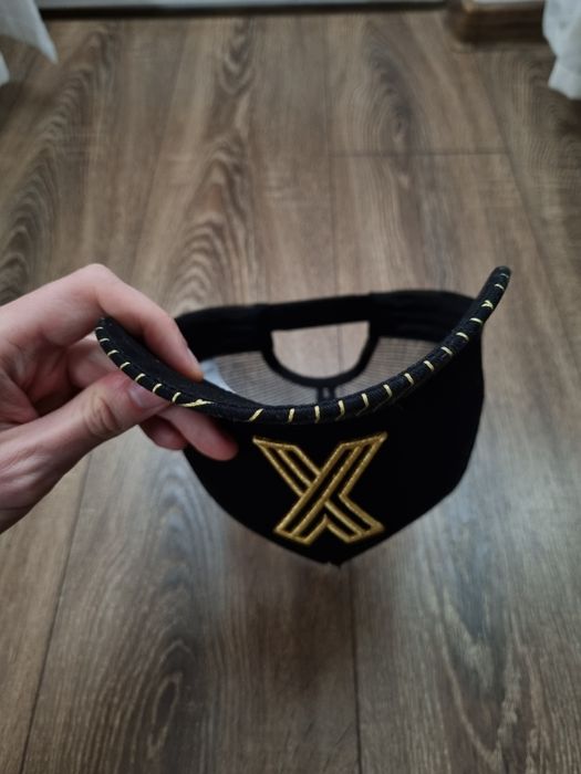 Șapcă Untold X (ediție aniversară)