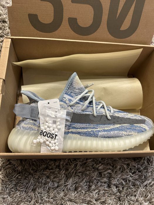 Adidas YEEZY Boost 350 V2 MX Frost Blue