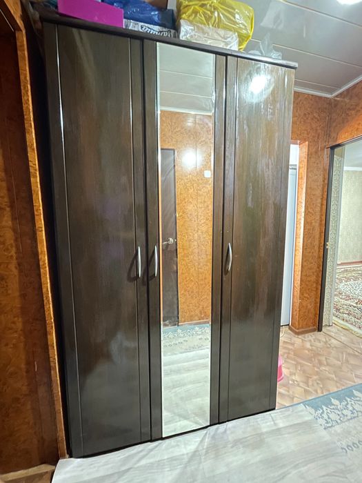 Шкаф для прихожий