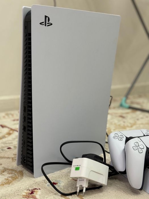 Продаю Playstation 5