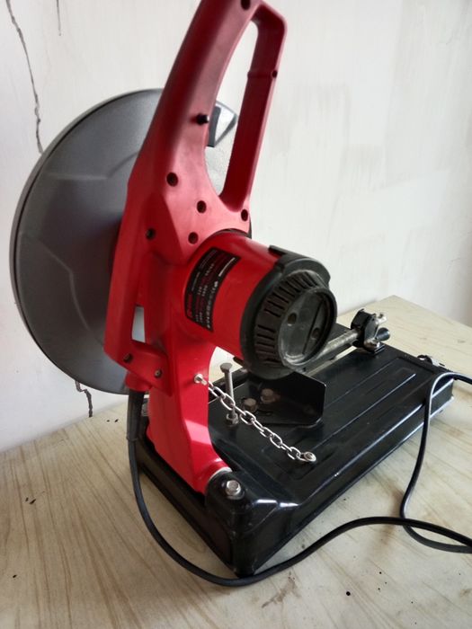 Торцовочный пила