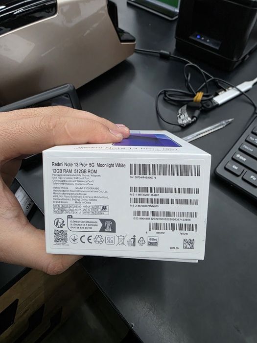 Redmi 13pro +5g 12/512 karobka dakumetn bor holati ideal