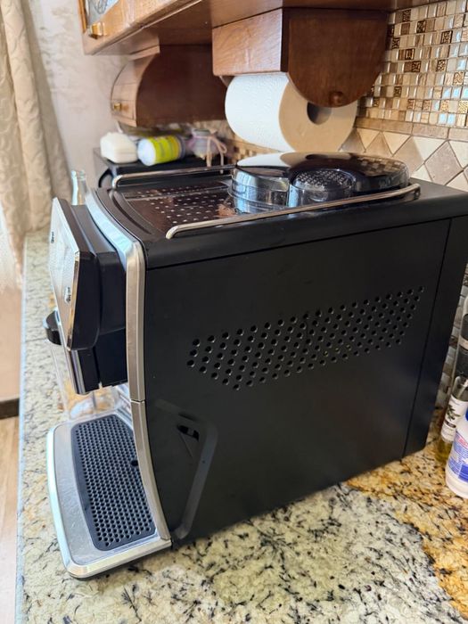 De vanzare Espressor automat Saeco Xelsis