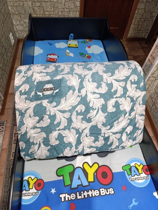 Кровать детская BMW