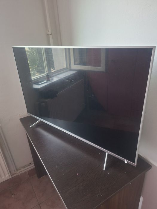 Vând Televizor smart. Nu am telecomenzi la ele !