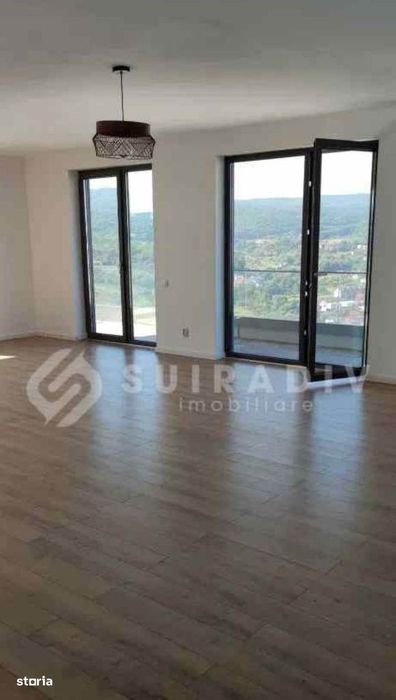 Birou sau Locuință? Tu decizi! 167 mp panoramici, 4 camere, 2 parcări