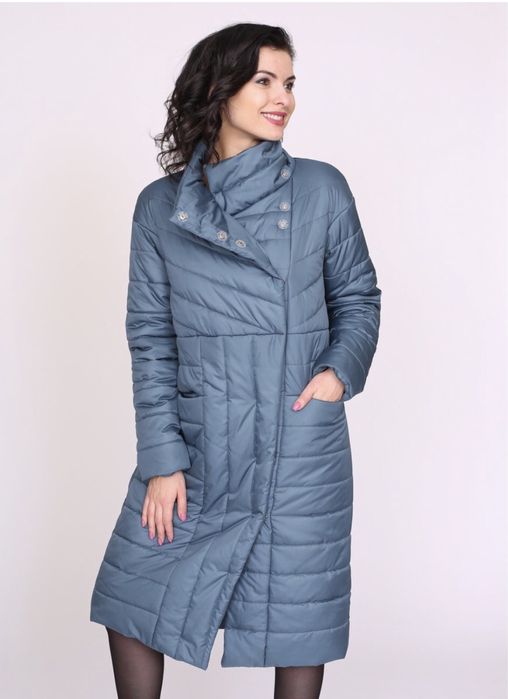 Пальто демискзонное 44-46 р.