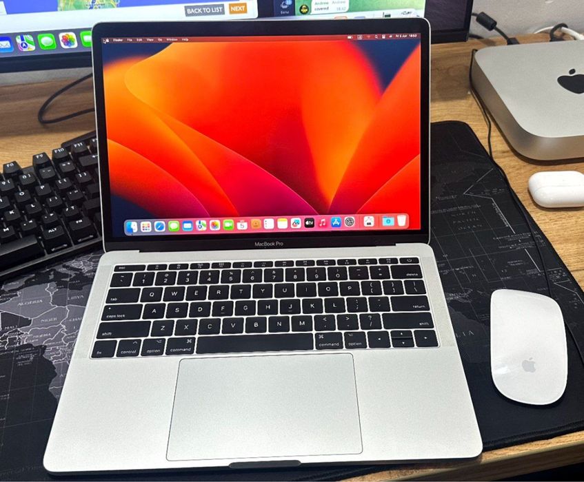 MacBook Pro 13 inch