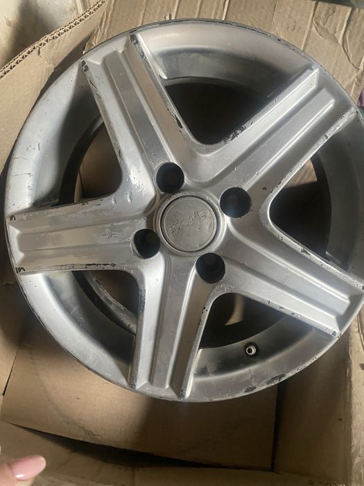 Продам титановые диски на 14