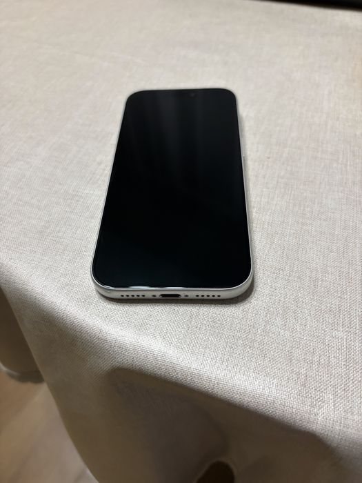 Iphone 17 pro на гарантии