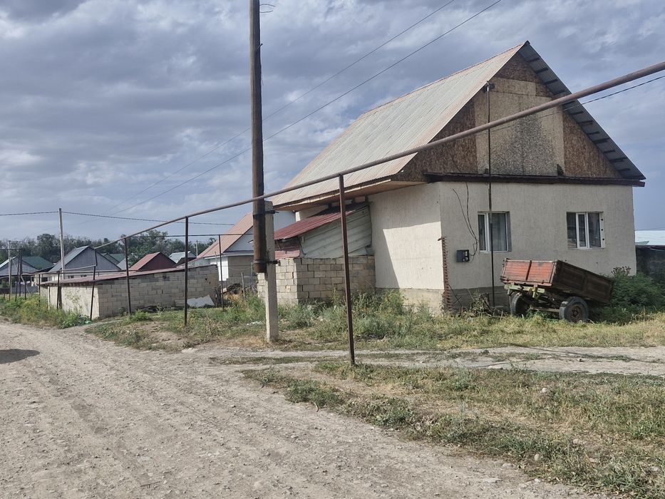 Үй сатылады Қайназарда