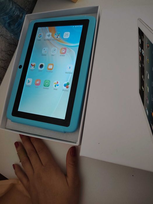 Чисто нов таблет Android