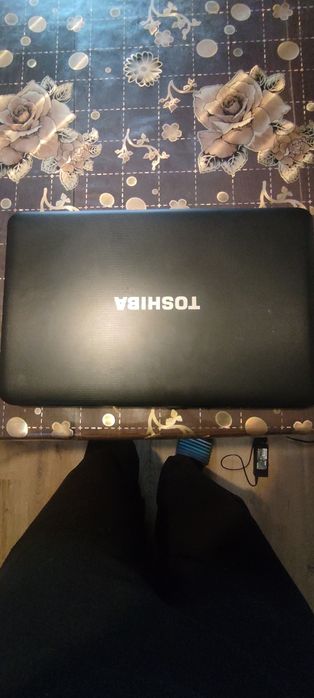 Toshiba Satellite C850-1E7 i3 gen 2