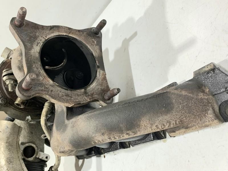 Turbo Volkswagen Golf 5 2.0 tfsi BWA 06F145701D