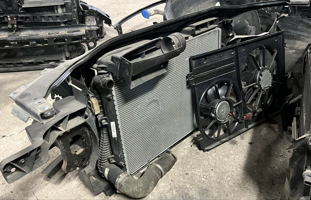 Маска панел радиатори VW Passat B6 2006/2011