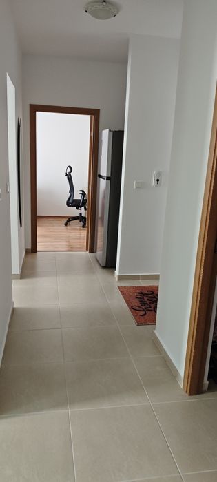 Inchiriez ap 2 camere piata Marasti The Office