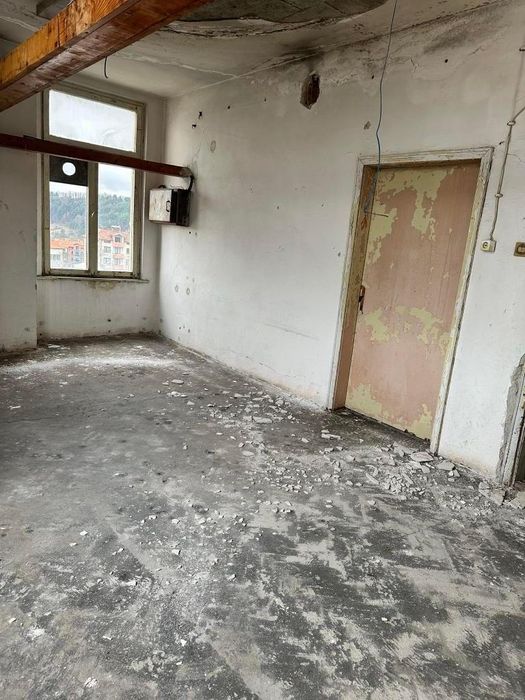 Продава се Многостаен апартамент в Крумовград - 180 кв.м за 241 €/кв.м - Снимка #4