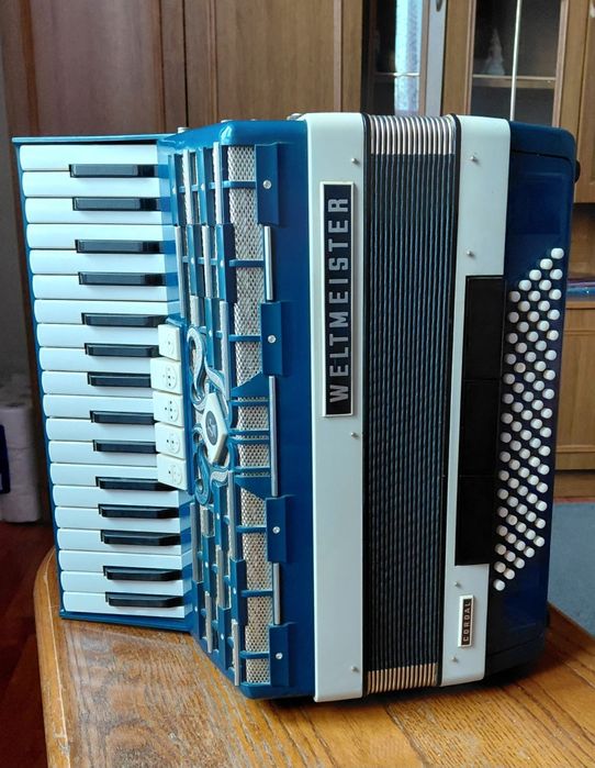 Acordeon 80 basi WELTMEISTER