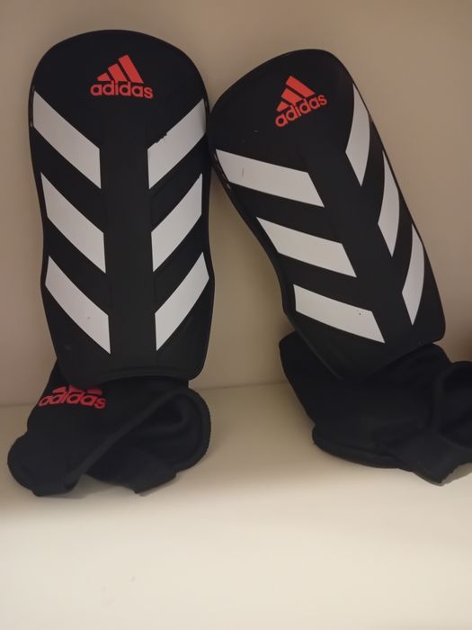 Кори на Adidas с чорап