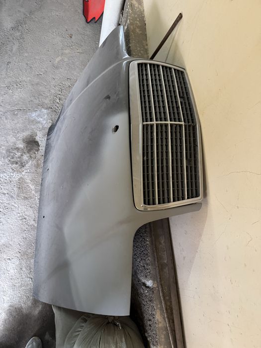 капот мерседес 124