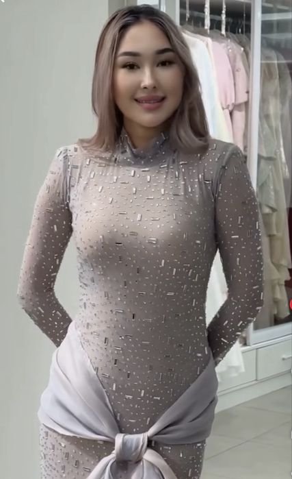 Продам платье новый