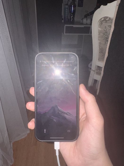 Продается айфон 13