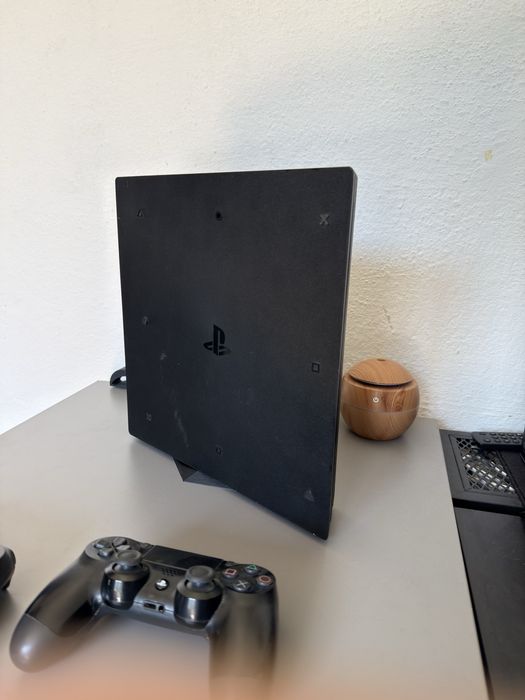 Play Station 4 Pro 1TB Хакнат