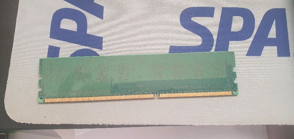 Memorie 4gb ram PC DDR3 1600